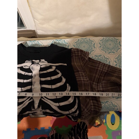 Rework Upcycle Grunge Oversize Crop Halloween Skeleton Fall Flannel Top XS/S - Picture 3 of 4